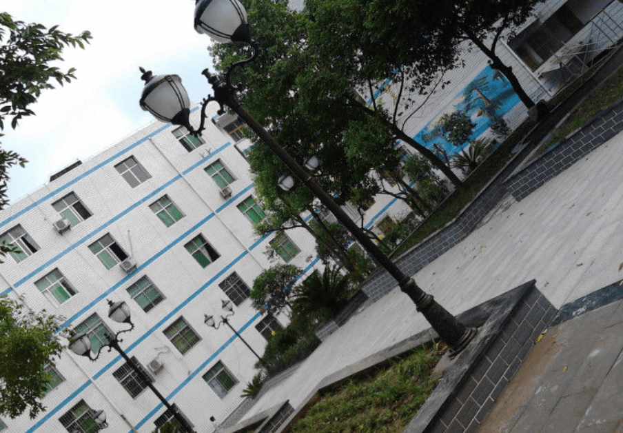 营山双河中学校园风采