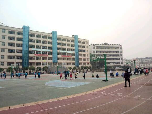 营山职业高级中学校园风采