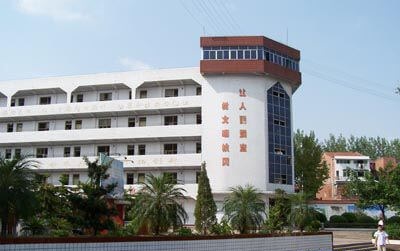 龙台中学院校环境
