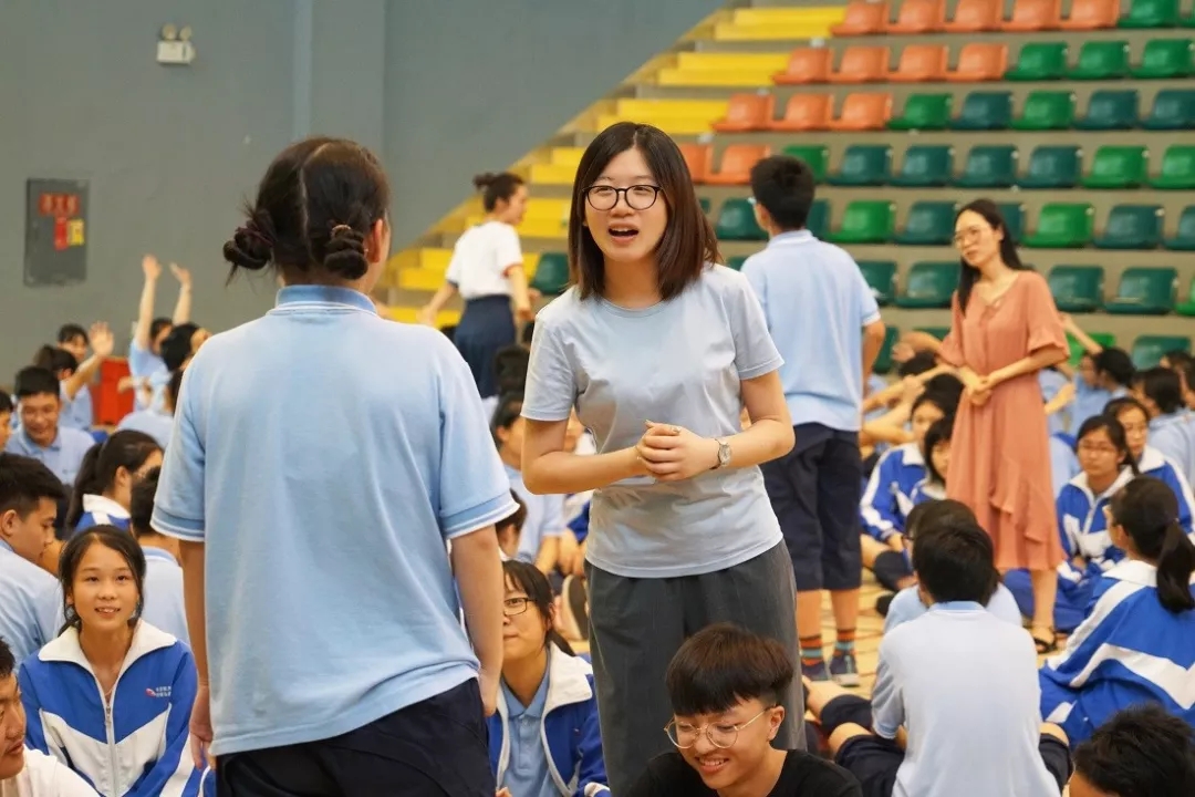 ​成都华西中学院校问答