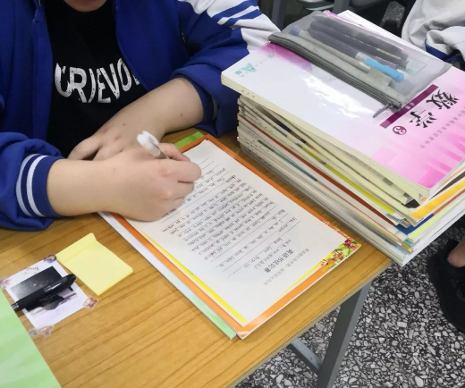 仁寿华达高中英语文化周活动——书法大赛