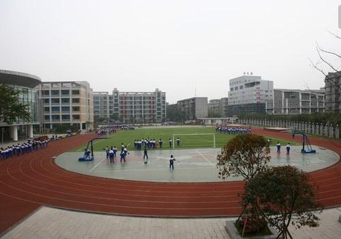 四川大学附属中学教学特色