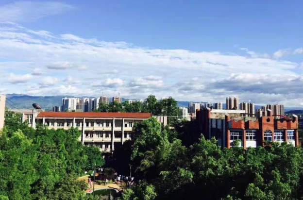 渠县中学2018年自主招生计划