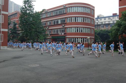 ​北师大成都实验中学排名怎么样？