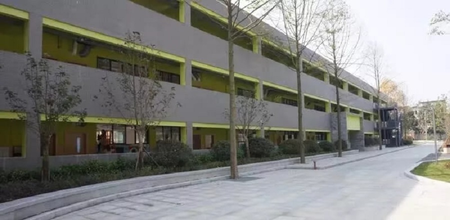 成都绵实外国语学校2020年中考录取分数线是多少？