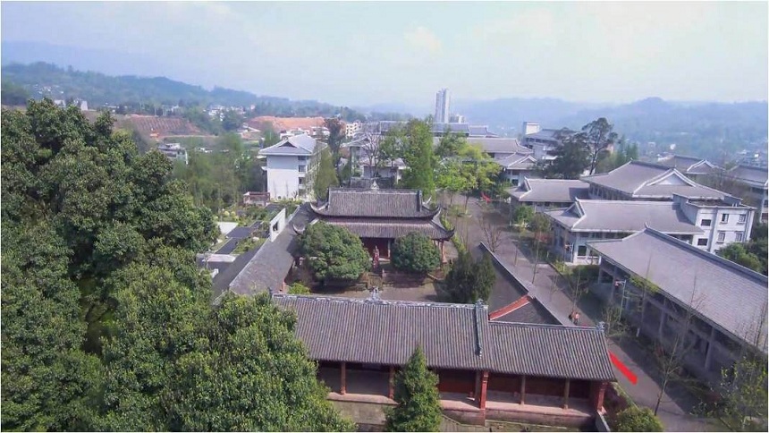 名山中学教学质量怎么样？