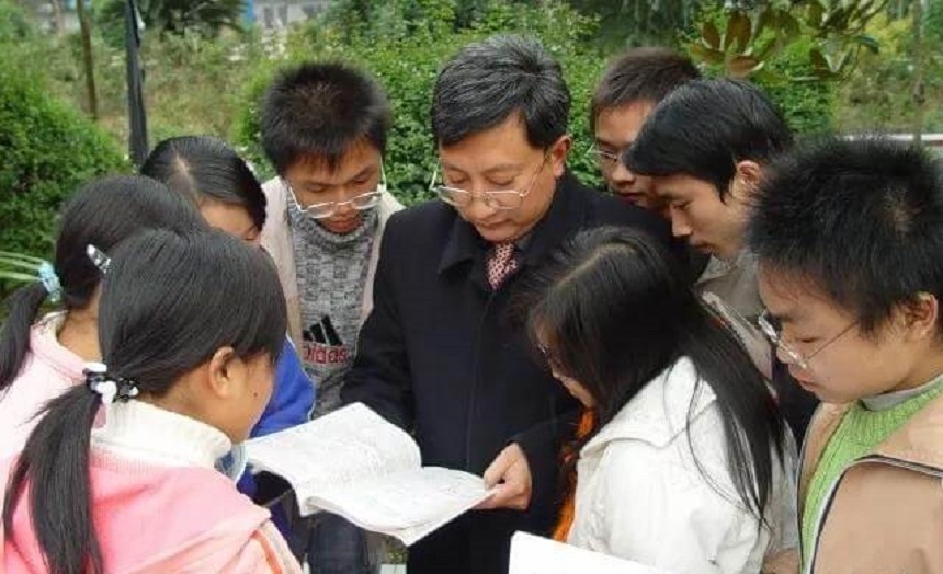 仓山中学地址在哪？