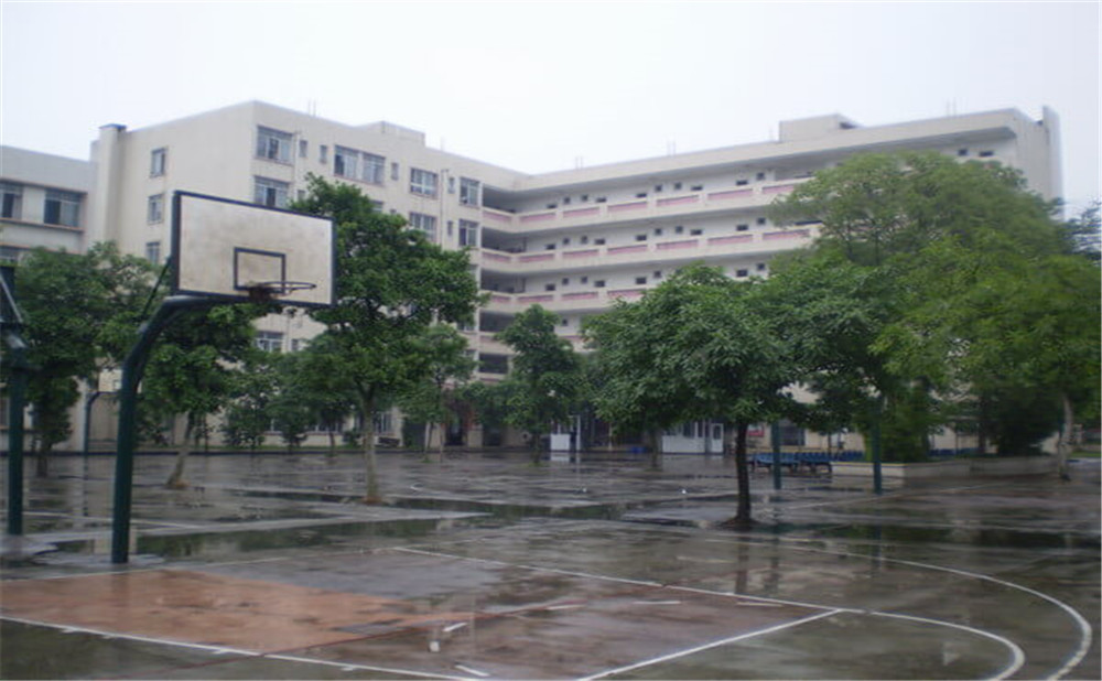 泸化中学师资力量怎么样?