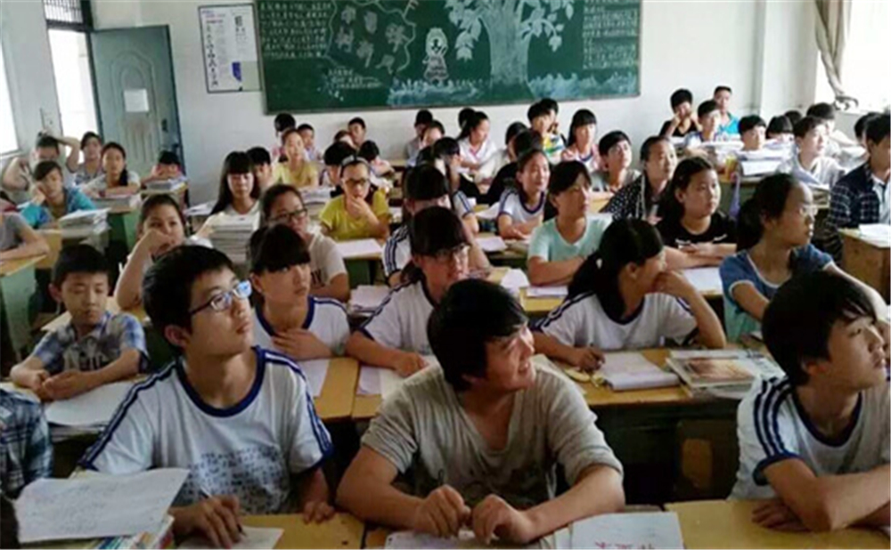 巴中四中学校环境怎么样？