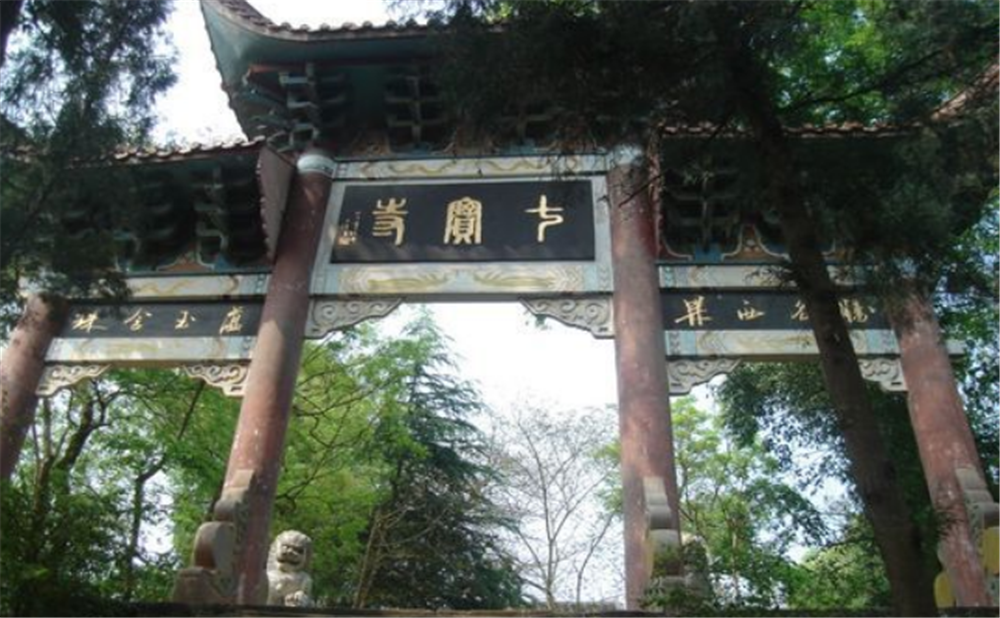 七宝寺中学学校环境怎么样？