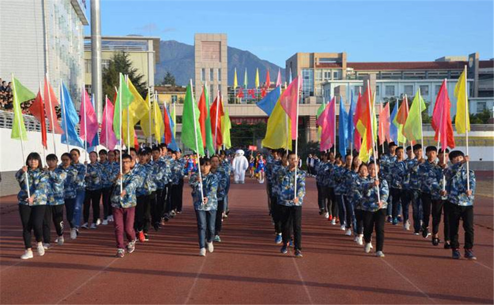 四川省会理县第一中学的环境怎么样？