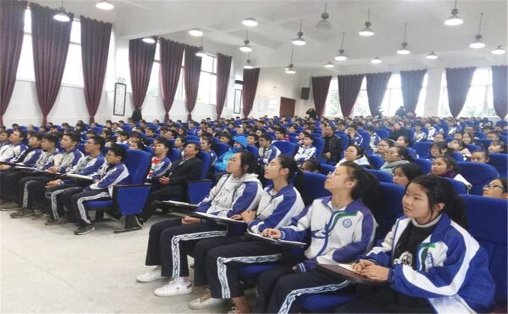 金堂实验中学的老师怎么样?