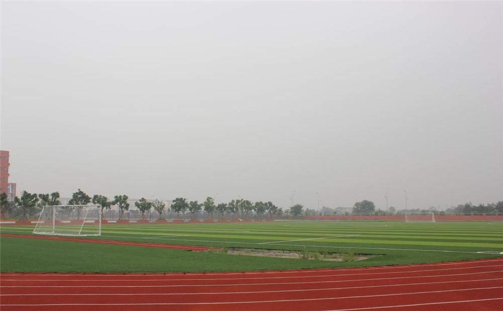 金堂中学的高中住宿怎么样？