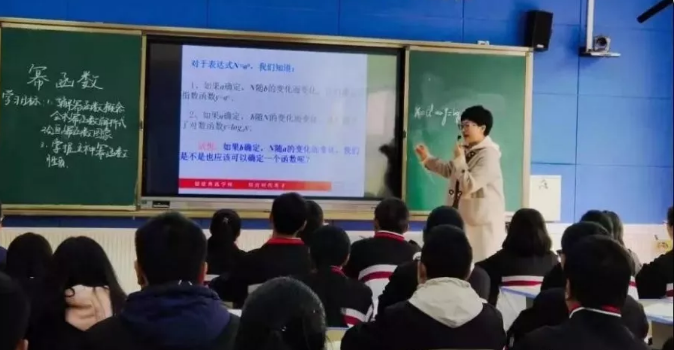 蒲江中学近三年的录取分数线是多少？