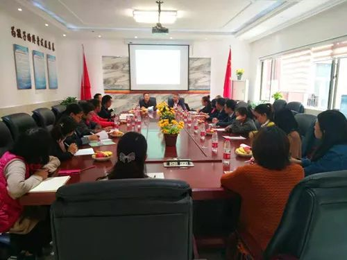 成都铁路中学的录取分数线是多少？