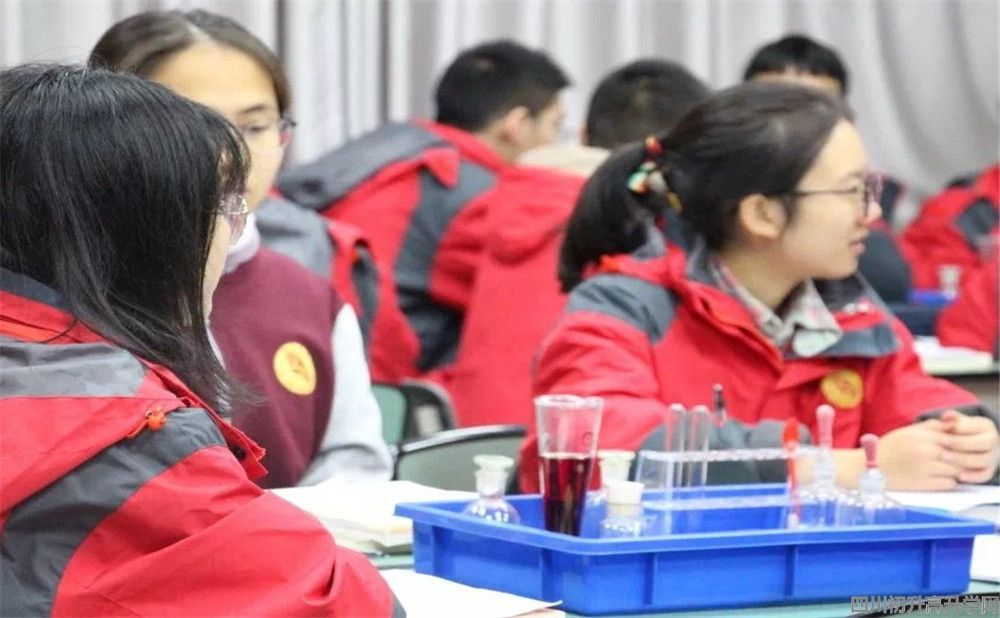 金堂中学宿舍怎么样？