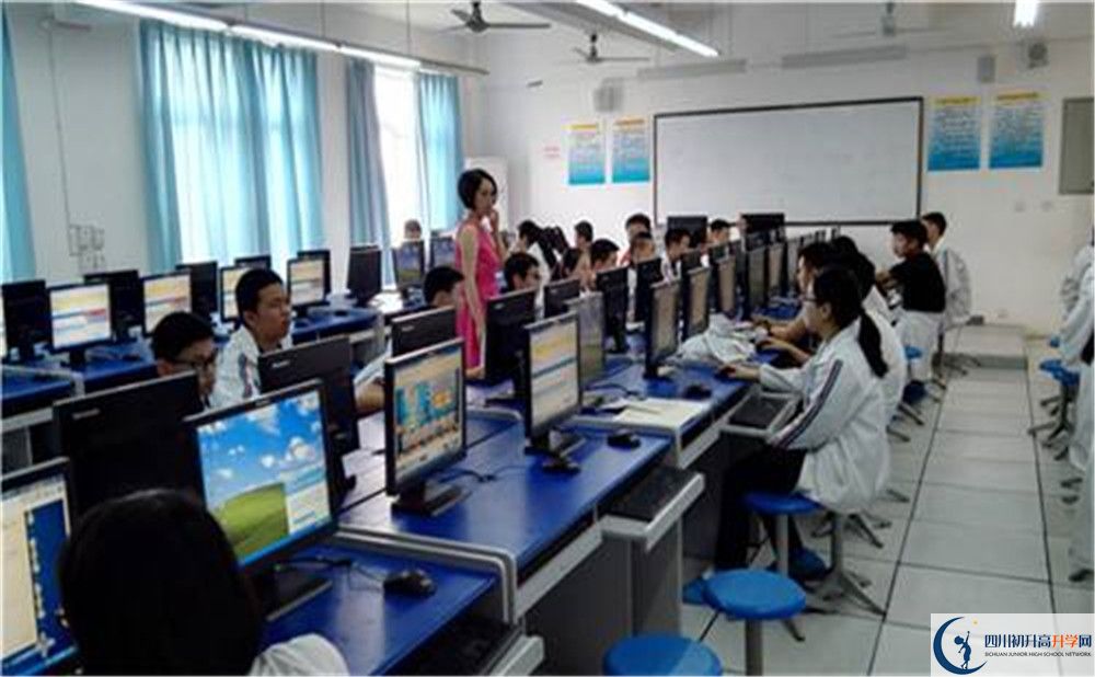 蜀城中学2020年录取条件是什么？
