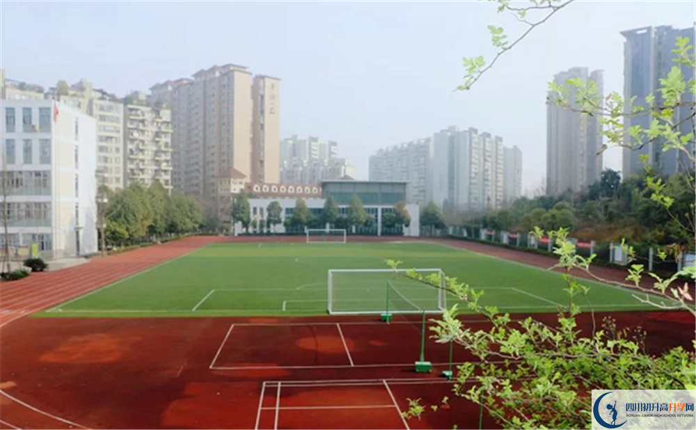 成都市第十七中学初升高自主招生录取线是多少？