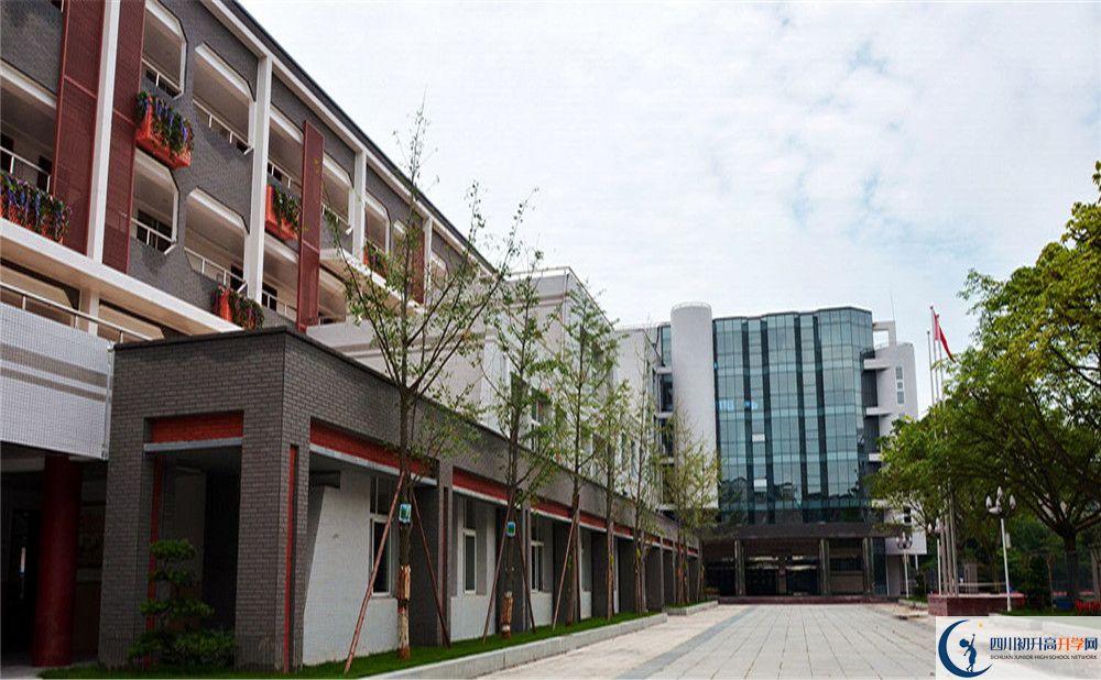 成都十八中2020年高中部入学条件是什么？