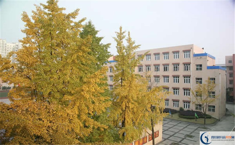 3EEECN_20121128061223.JPG