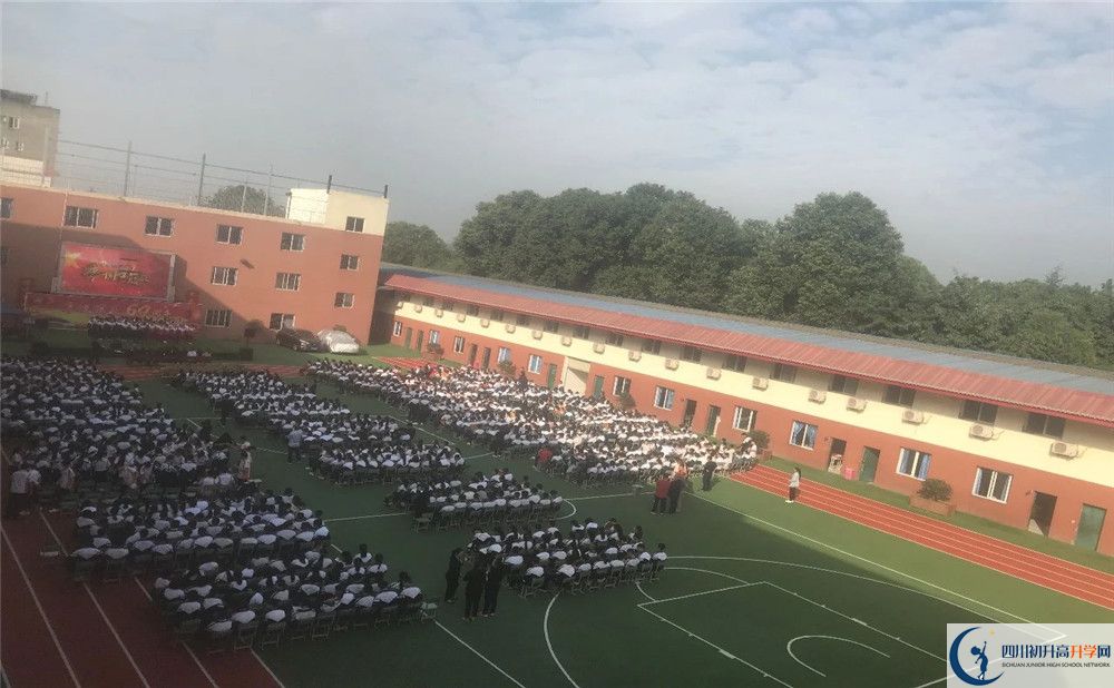 成都文武学校初升高难不难？