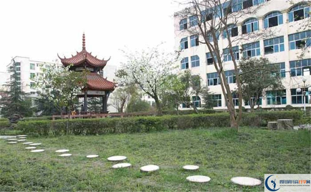 都江堰外国语实验学校2020年高一开学时间是多久？