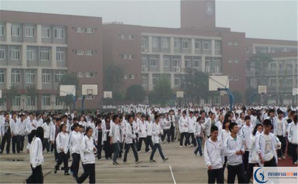 华润高级中学高中分班考试难吗？