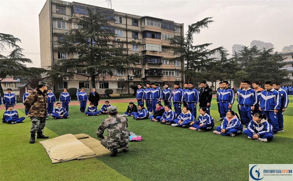 成都华西中学校园风采