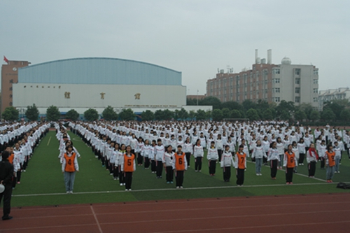 彭州中学3.jpg