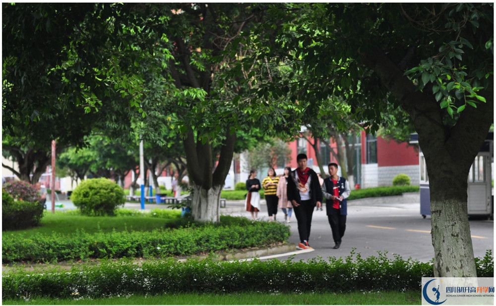 2020年广安花桥中学初升高考试时间是否有调整？