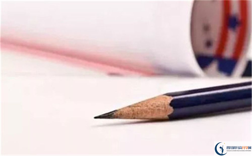 成都第四十九中学学生寝室有空调吗？