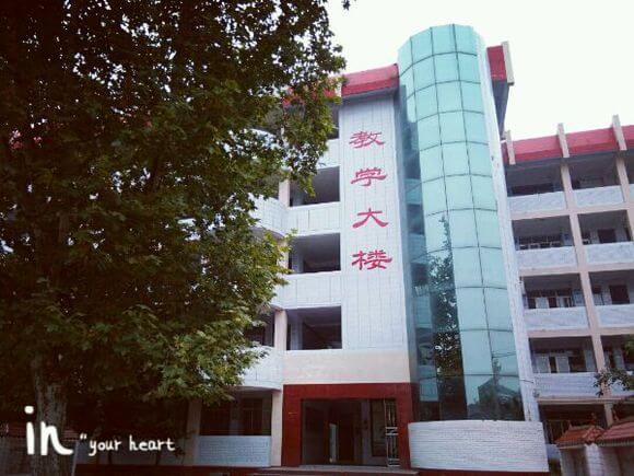 蓬溪县任隆中学校园风采