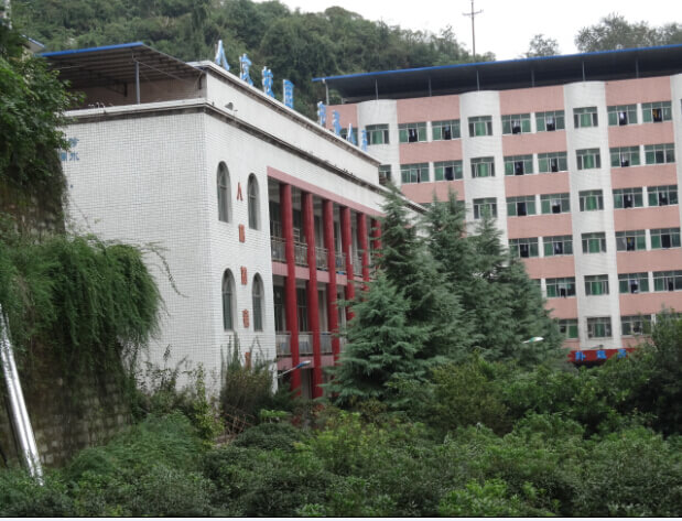 达州新世纪学校校园风采