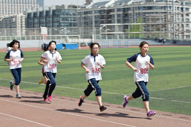 中考体育考试50米短跑多少秒算正常？