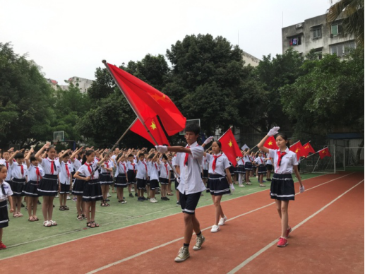 眉山育英实验学校在什么地方？