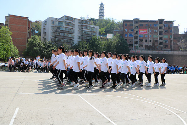 威远自强中学怎么样？