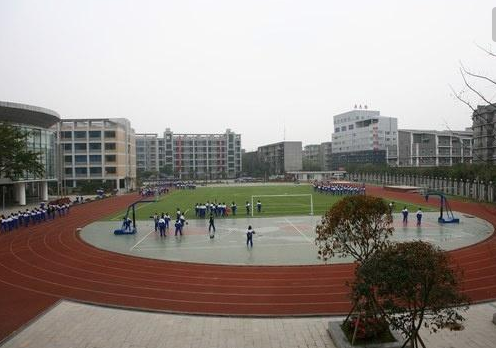 四川大学附属中学2018年统招计划