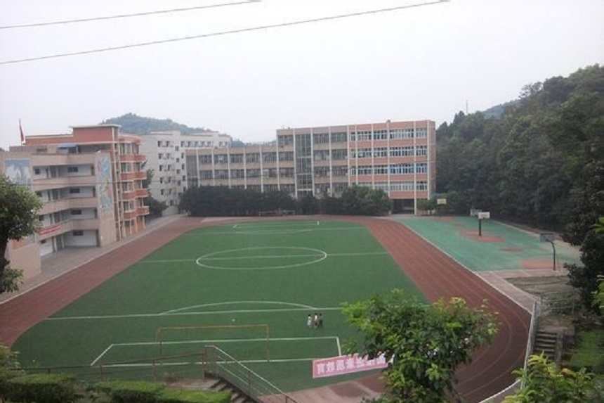 简阳实验中学2018年中考录取分数线是多少？