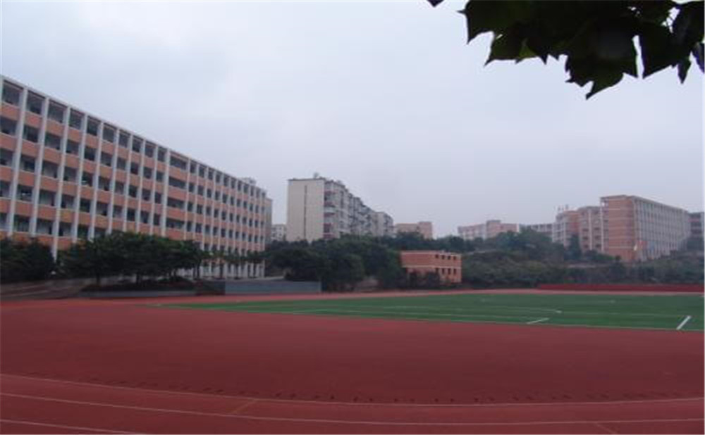 邻水县金鼎实验学校2020年的收费标准是多少？