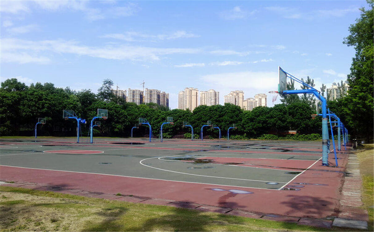 成都实验外国语学校（西区）的高中怎么样？