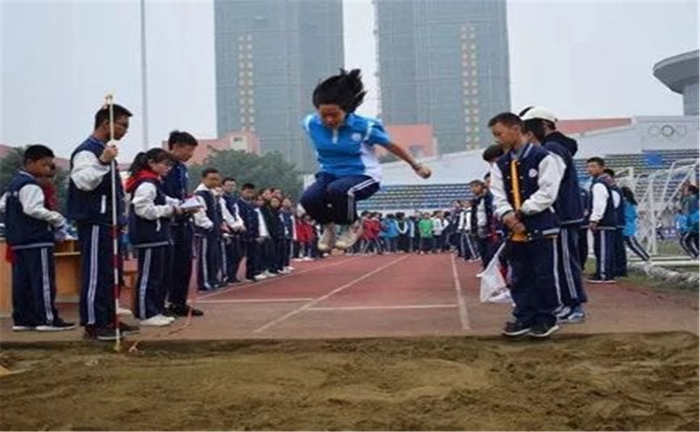 川化中学2020年招生计划是多少？