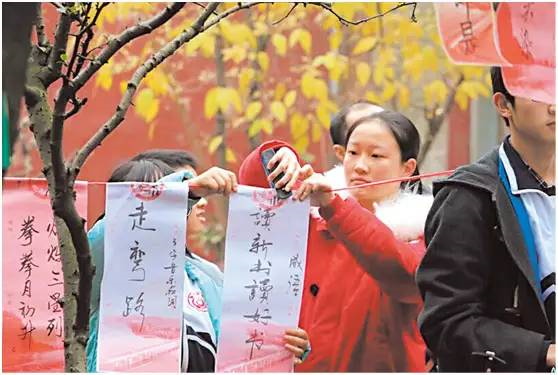 新津中学的住宿环境怎么样？