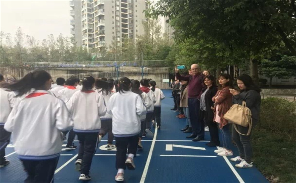 成都市第三中学本科升学率是多少？