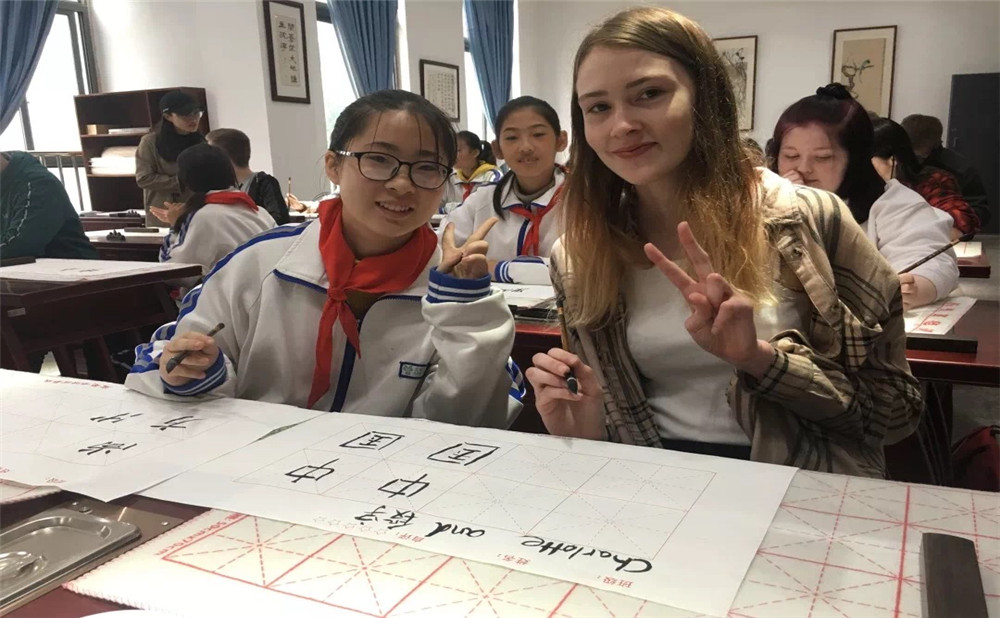 成都市第三中学宿舍怎么样？