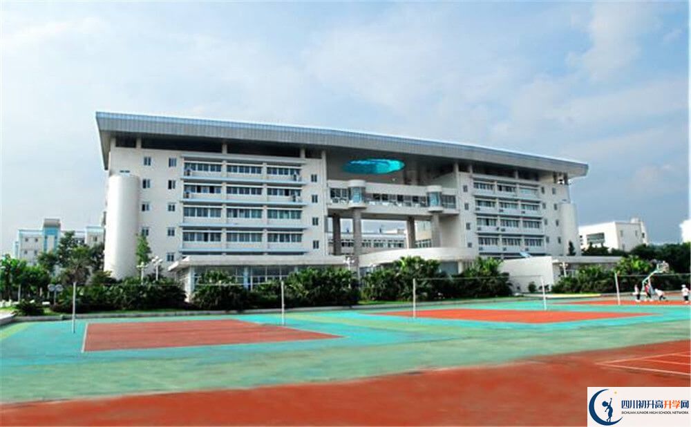上成都棠湖外国语学校的分数线是多少分？