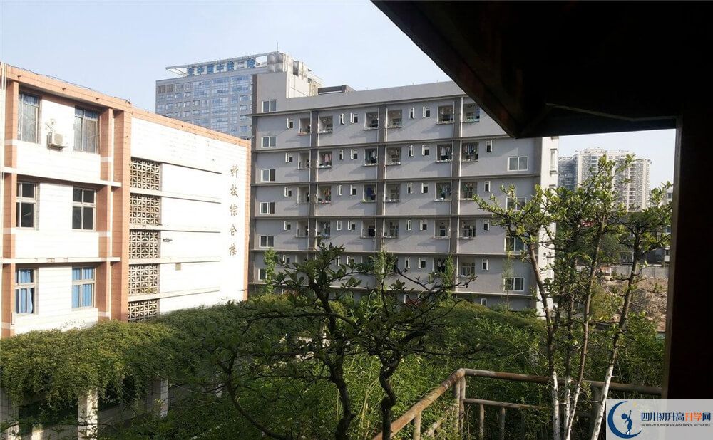 2020年通锦中学高中的分数线是多少分？