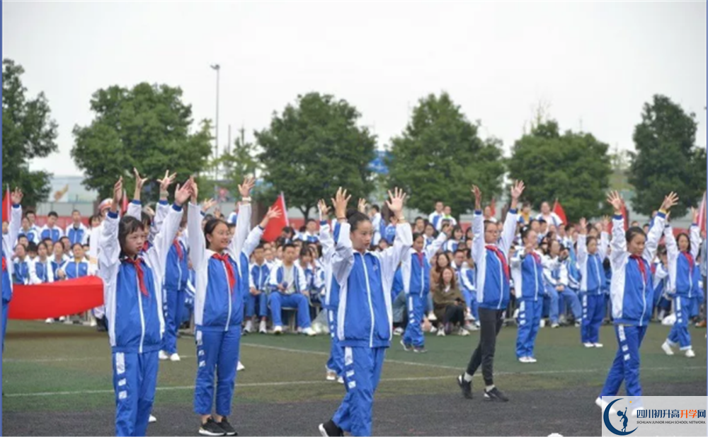 成都石室蜀都中学高中历年来的分数线是多少？