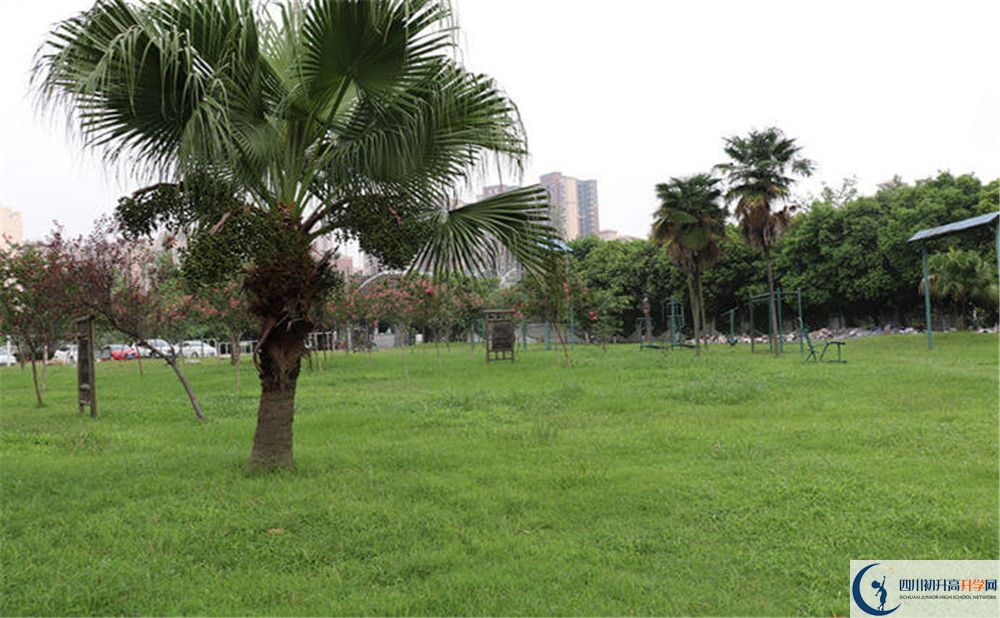 北大附中成都为明学校的住宿条件怎么样？