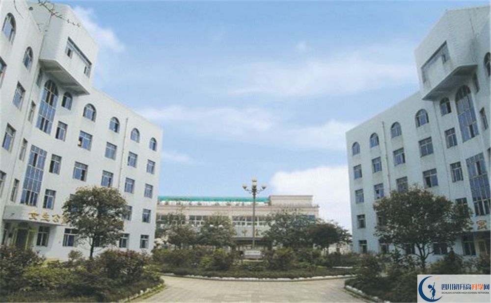 彭州中学在全国高中排名是多少？
