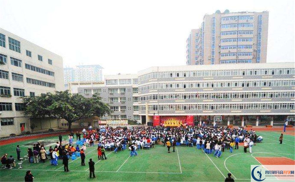 成都十一中平行班中考重点率是多少？